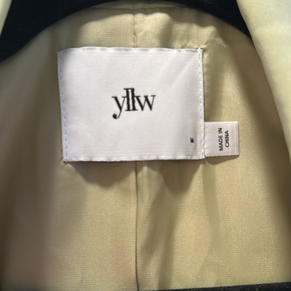 NWT yllw the label RANDY PUFF-SLEEVE BLAZER DRESS — PEA GREEN - Picture 11 of 12